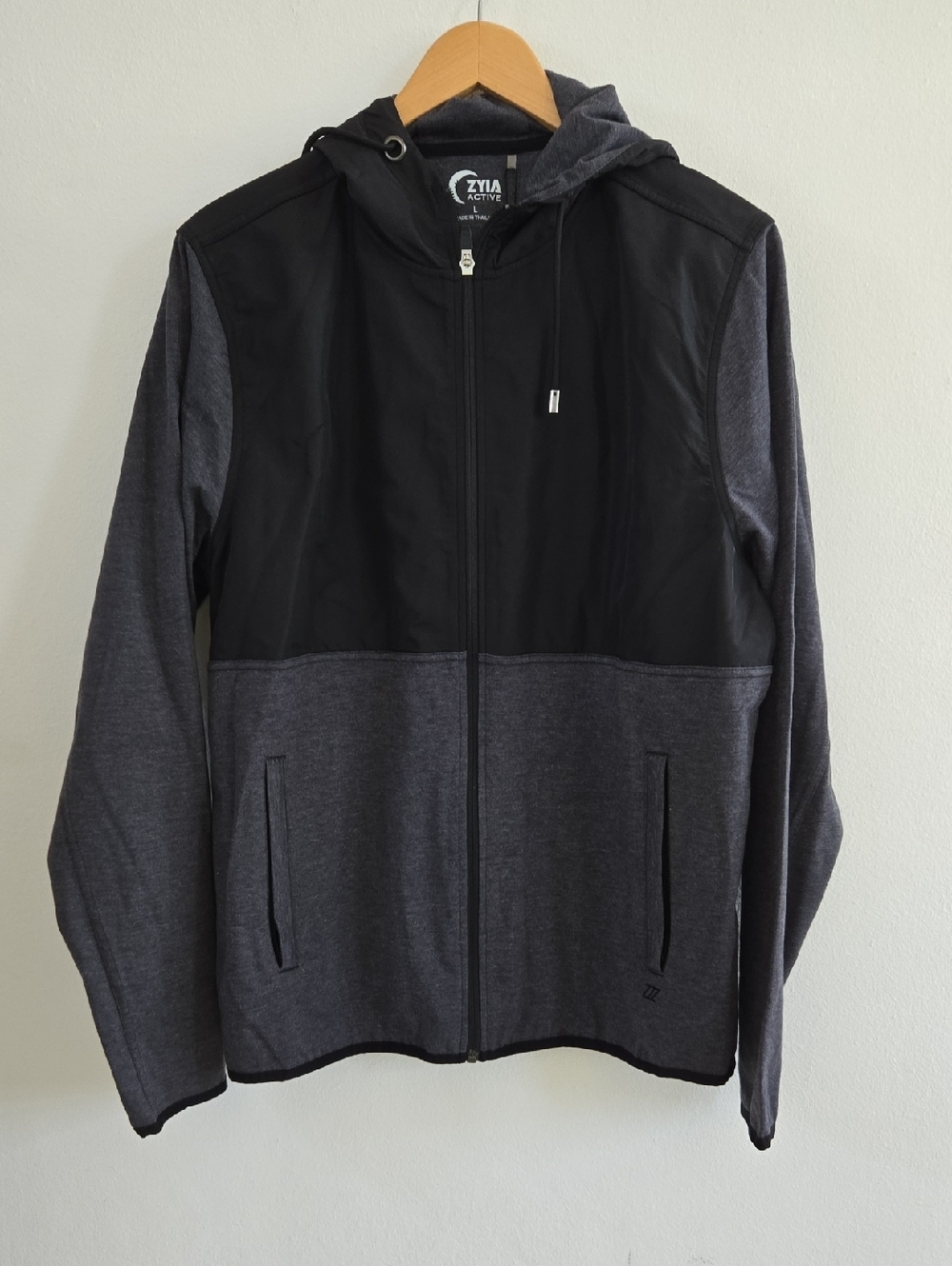 ZYIA Active Men's Dark Gray Hoody Jacket with Black Tag Size L